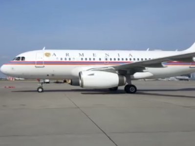 Armenia PM arrives in Moscow