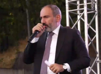 Սը-թափվե՛ք, գժուկներ. Նիկոլ Փաշինյան