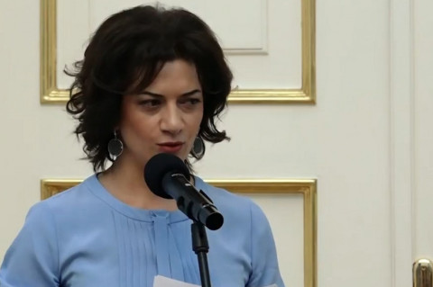 Աննա Հակոբյանի կոչը՝ օլիգարխների եւ պաշտոնյաների կանանց
