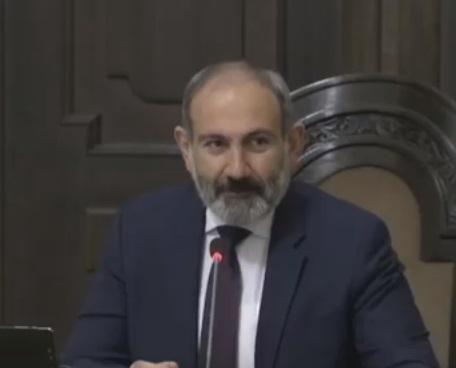 Ոստիկանները և կառավարության անդամները ֆրանսերեն են սովորում Ֆրանկոֆոնիայի գագաթնաժողովից առաջ