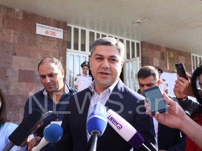 ԱԱԾ տնօրեն Արթուր Վանեցյանը քվեարկեց