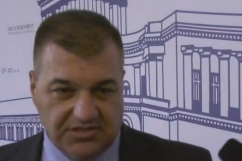 Վարորդները երբեմն շահարկում են ուսանողներին տեղափոխելու հանգամանքը. Տրանսպորտի նախարար