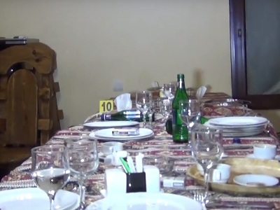 Կադրեր «Յուվեցի Կարոյի» սպանության եւ «Կարամելի Հարութի» ինքնասպանության դեպքի վայրերից