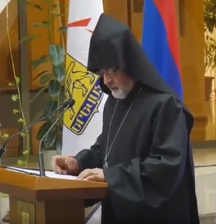 Քայլ արա, Երևան. Նավասարդ Արքեպիսկոպոս Կճոյանի ձոնը՝ Հայկ Մարությանին