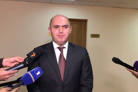 Վարչապետը պետք է չկառուցեր բարիկադներ, որ հետո քանդեր դրանք. Արմեն Աշոտյան