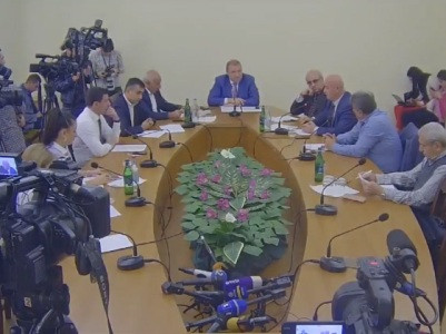 Գազի և էլեկտրաէներգիայի հարցով ԱԺ քննիչ հանձնաժողովի նիստը