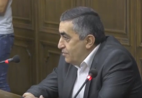 Փաշինյանի վրա կարող են լինել ճնշումներ Ղարաբաղի հարցով. Արմեն Ռուստամյան