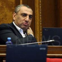 Ես դեմ չեմ ըլե, կնոպկեն պրոտո սխալվա. Սամվել Ալեքսանյան