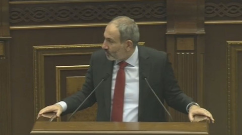 Փաշինյանի եզրափակիչ ելույթը՝ կարմիր գծերի, աշխատավարձերի, ներդրումների մասին