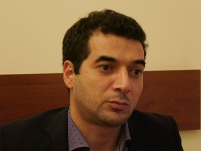 Ընկերականով, «թեւը մտնեմ»–ով. ինչ կերպ կաջակցի Սամվել Ալեքսանյանը ՔՊ եւ ՀՀԿ–ին