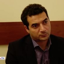 Ընկերականով, «թեւը մտնեմ»–ով. ինչ կերպ կաջակցի Սամվել Ալեքսանյանը ՔՊ եւ ՀՀԿ ռեյտինգայիններին