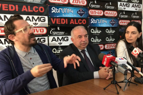 «Քուչի տղերքը ՀՀԿ-ի համար խնդիր են ստեղծելու, որ ավելի խորը մտնեն ՔՊ-ի հետևը». Մենուա Հարությունյան