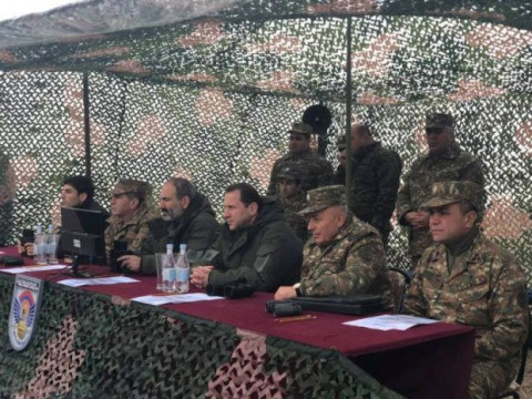 Փաշինյանն այցելել է մարտական հենակետ և հետևել մարտավարական զորավարժությանը