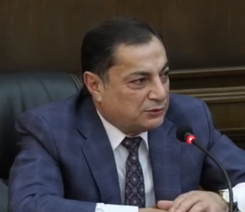 Փաշինյանը պետք է փոխի իր շրջապատը. Վահրամ Բաղդասարյան