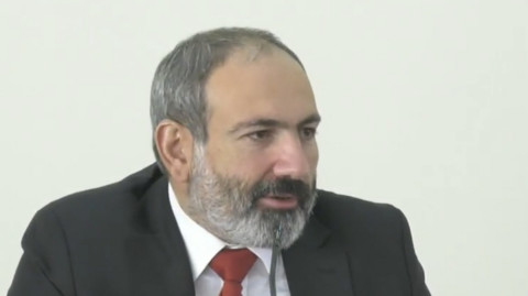 Ինձ համար զարմանալի է՝ ինչո՞ւ է մարդը 10 տարի 80 հազար դրամով աշխատել. Նիկոլ Փաշինյան