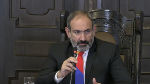 Փետրվարի 31, ֆեյսբուքյան անգրագետ գրառում. Փաշինյանը՝ նախարարների մասին