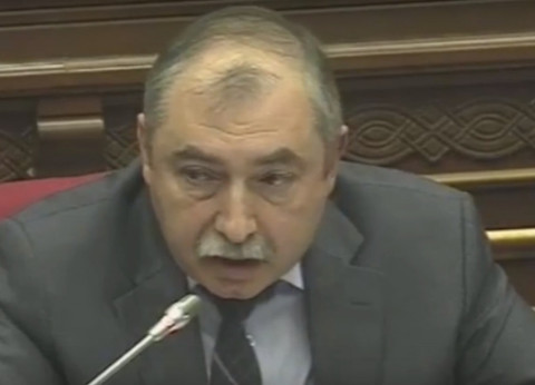 Մի հատ օլիգարխի թափ տայիք, էդ 50 մլն-ը կընկներ, ինչո՞ւ եք վարկ վերցնում․ ՀՀԿ-ականը՝ Կառավարությանը