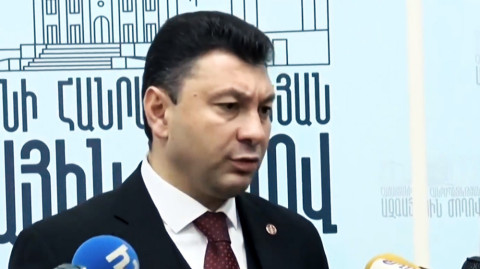 Մեր մոտ աշխատելն ա լավ ստացվում, Փաշինյանի մոտ՝ երթը. Շարմազանով