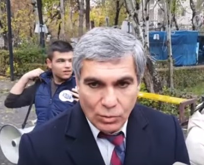 Փլավ եփել գիտեմ. Արամ Սարգսյան