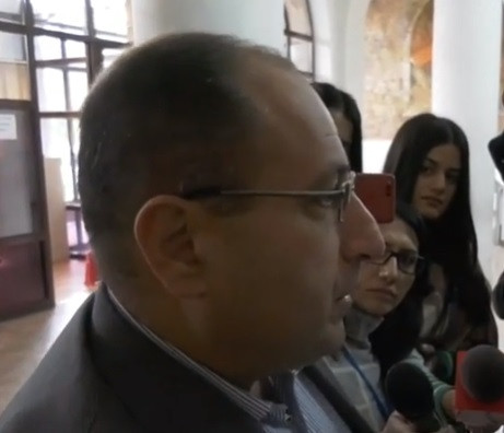 Կմիջնորդենք դատարանին՝ հետազոտել Մարտի 1–ի գործով հայտնի տեսանյութը. Քոչարյանի պաշտպան