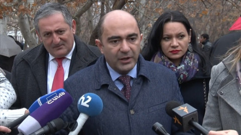 Լուրեր կան, որ մարզպետները ժողով են անում, ասում՝ ինչ անեն. Մարուքյան