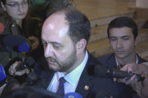 Պարտադիր վարչապե՞տը պիտի գնար Չարենցավան