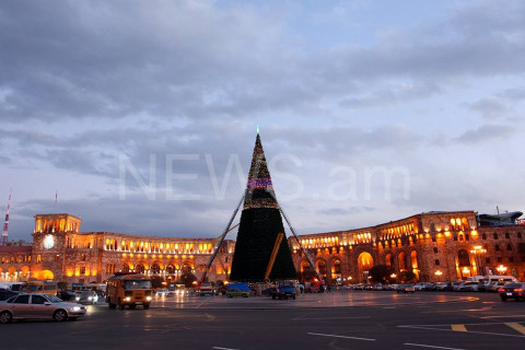 Ամանորյա տրամադրություն՝ Երեւանի կենտրոնում