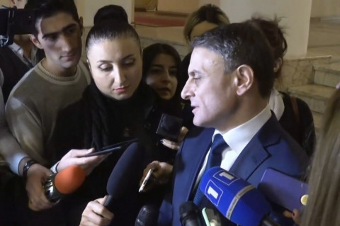 Դա իր երևակայությունն է. Օսիպյանը՝ ՊՊԾ գնդում սպանված ոստիկանի հոր հայտարարության մասին