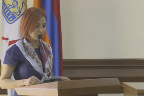 Քաղաքապետն ասում էր՝ դեմը խաղ չկա. Անի Սամսոնյանի կոշտ ելույթը ավագանու նիստին