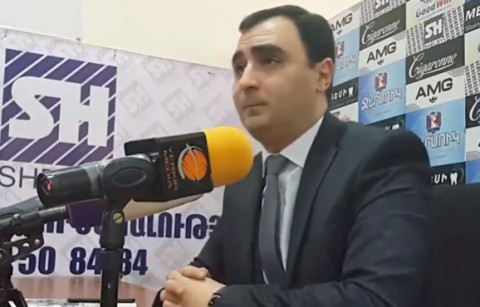 Կամ քաղաքապետին սխալ են զեկուցել, կամ ինքն ա սխալ ասում. Բաբկեն Պիպոյան