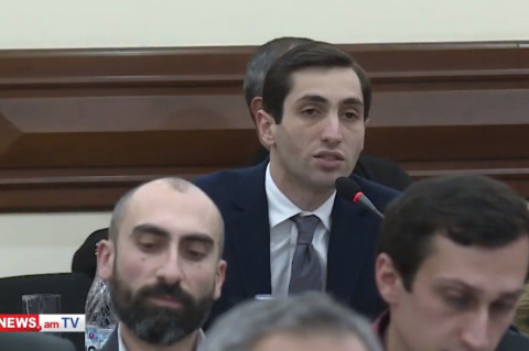 Ձեր մոտ ա մարդ վատացել. թունդ վեճ «Իմ քայլի» և «Լույսի» միջև