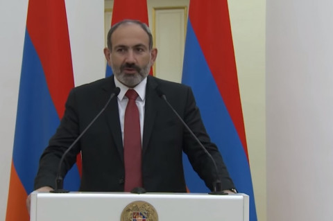 Լրագրողները՝ Բաղրամյան 26-ում