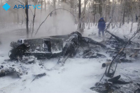 Footage from private helicopter crash site in Russia