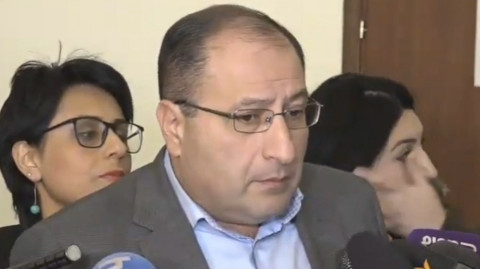 Ռոբերտ Քոչարյանը նպատակահարմար չգտավ ներկա գտնվել նիստին. Ալումյան