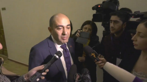 Իշխանությունը փորձում է իր բեռը բարդել մեզ վրա. Մարուքյան