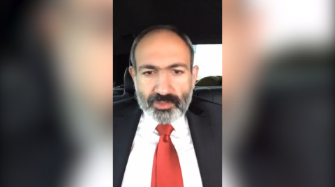 Վարչապետը էշով պիտի տեղ գնա. Փաշինյանը մեղադրում է լրատվամիջոցներին