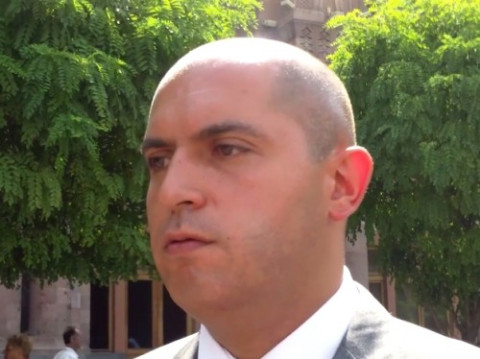 Աշոտյանը թույլ չի տա, որ ՕԵԿ-ը տապալի ուսանողների դասերը