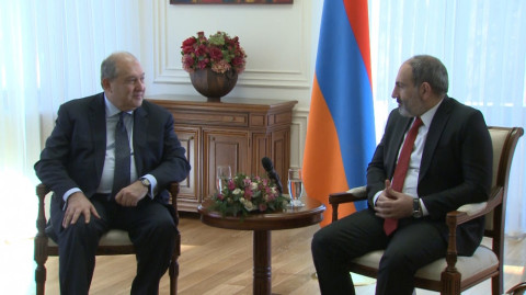 «Խոսելու շատ բան ունենք»․ Նիկոլ Փաշինյանն ու Արմեն Սարգսյանը հանդիպել են