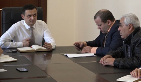 Ֆինանսների փոխնախարարն ընդունել է ըմպելիքներ արտադրող ընկերությունների բողոքող ներկայացուցիչներին