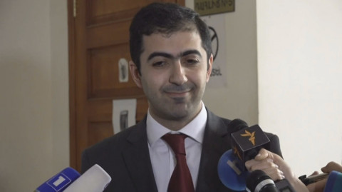 Որոշ մարդիկ ասել են՝ գործը ջուր է, մինչեւ որ վարչապետը սպառնացել է․ Քոչարյանի պաշտպան