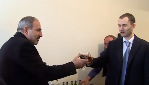 Նորակառույց շենք «Գրանդ Հոլդինգի» աշխատակիցների համար. բնակարանները տրվել են առանց կանխավճարի եւ տոկոսադրույքի