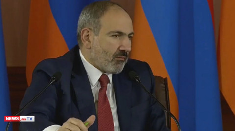 4 ամիս է անցել, բայց Գյումրիի փողոցների վիճակն ավելի է վատացել, ինչո՞ւ․ լրագրողը՝ Փաշինյանին