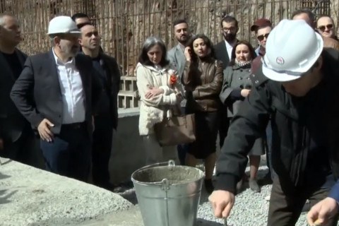Փաշինյանը մասնակցել է Համազգային թատրոնի նոր շենքի հիմնարկեքի արարողությանը