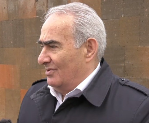 Կողքով կգա, կանցնի, կգնա. Գալուստ Սահակյանը՝ Քաղաքացու օրվա մասին