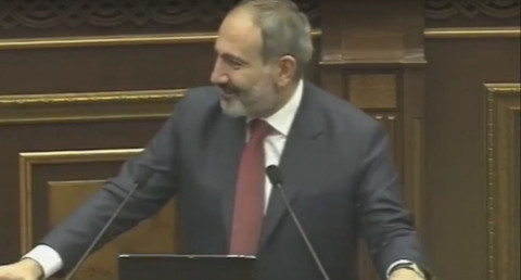 Ես եմ ասե՞լ, որ Արարատ Միրզոյանի հաշիվների վրա կալանք դնեք․ Փաշինյանը կատակեց