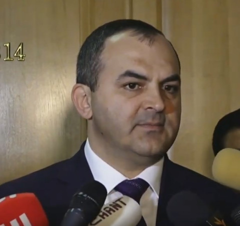 Հրաժարական չեմ տվել. Արթուր Դավթյան