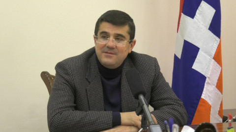 Ինձ թվում է՝ Բակո Սահակյանը չեզոք կլինի ու չի սատարի ոչ մի թեկնածուի․ Արայիկ Հարությունյան
