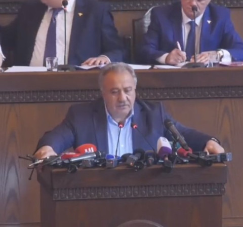 Վազգենի հոգին իմ թեկնածության մեջ երևի կա. Սասուն Միքայելյան