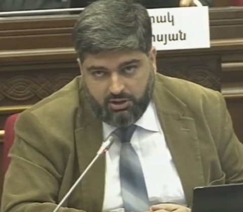 «Իմ քայլի» պատգամավորն առաջարկեց Քաղաքացու օրը ոչ աշխատանքային սահմանել