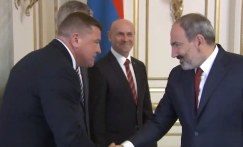 Նիկոլ Փաշինյանը հանդիպել է Բելառուսի դեսպանի հետ